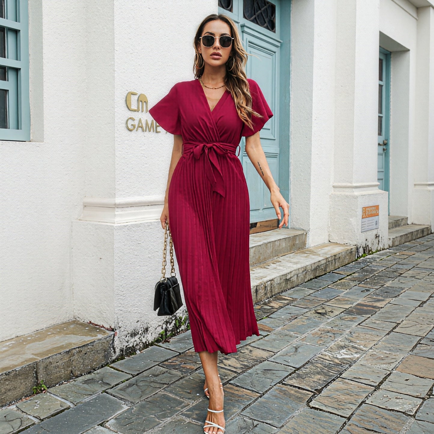 Haide - Pleated dress with a V-neck